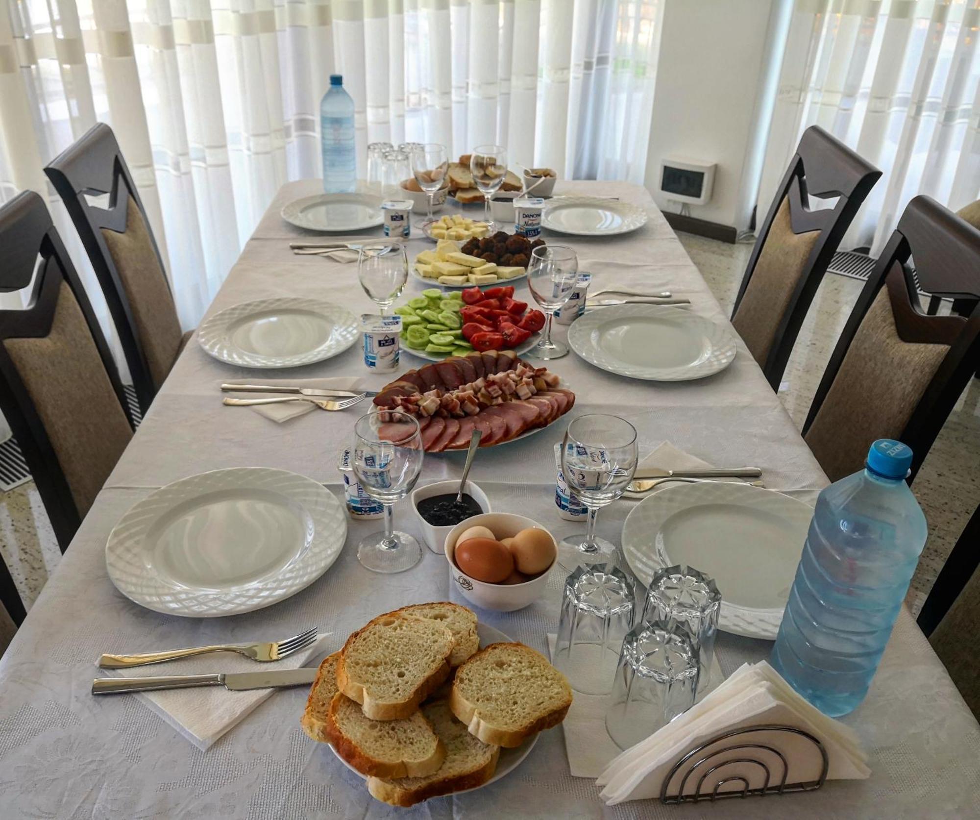 Pensiunea Casa Hortopan Târgu Jiu المظهر الخارجي الصورة