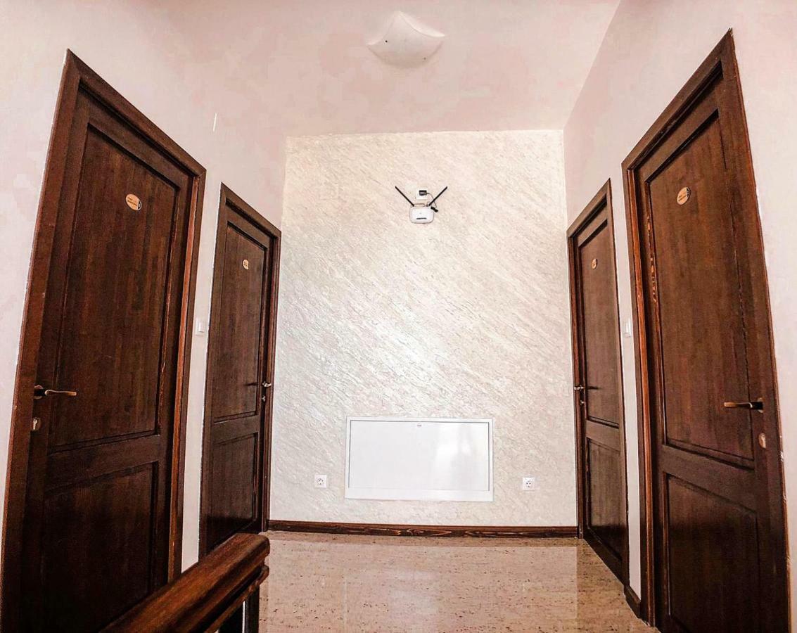 Pensiunea Casa Hortopan Târgu Jiu المظهر الخارجي الصورة