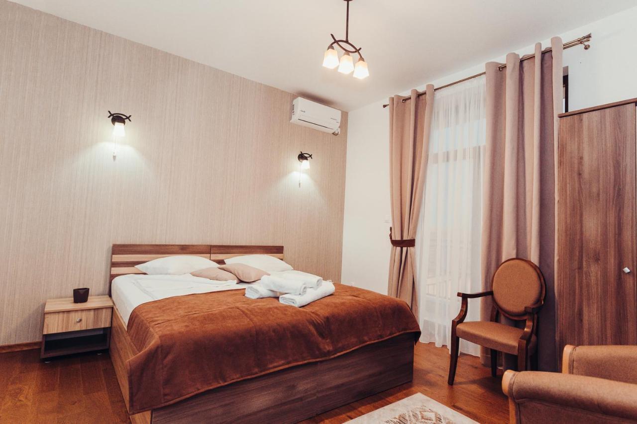 Pensiunea Casa Hortopan Târgu Jiu المظهر الخارجي الصورة